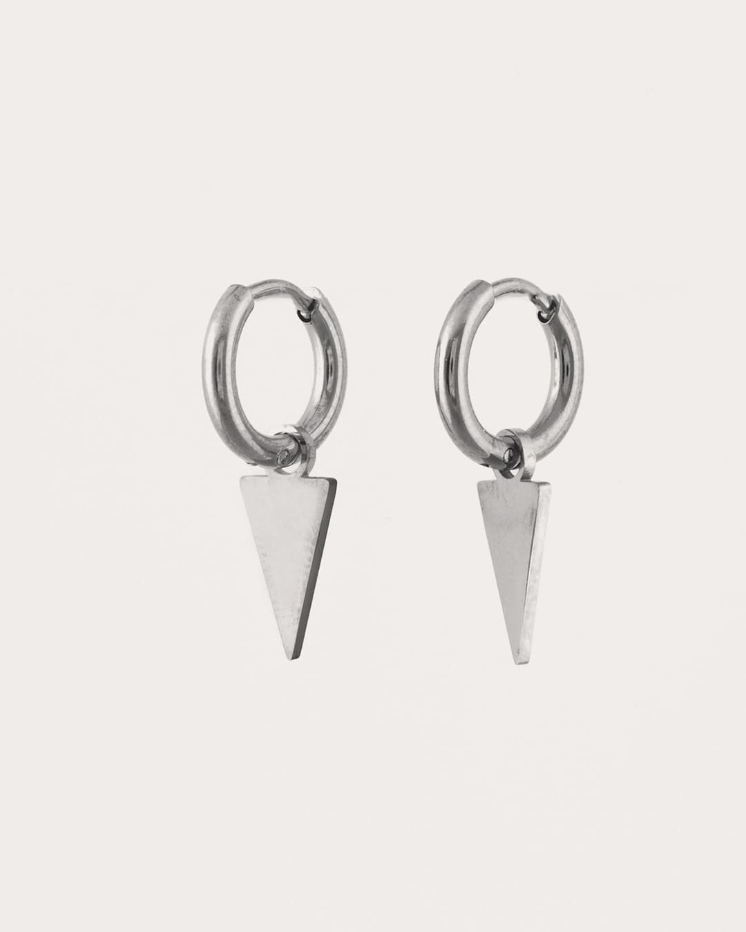 Aro Acero Flecha Plateado