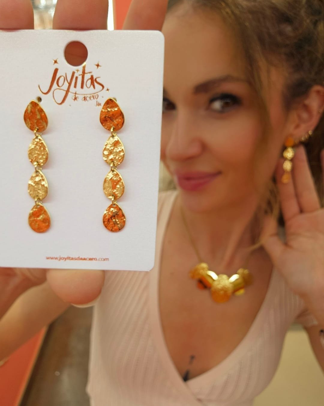 Pendientes Acero Lagrimas Texturizadas Dorado