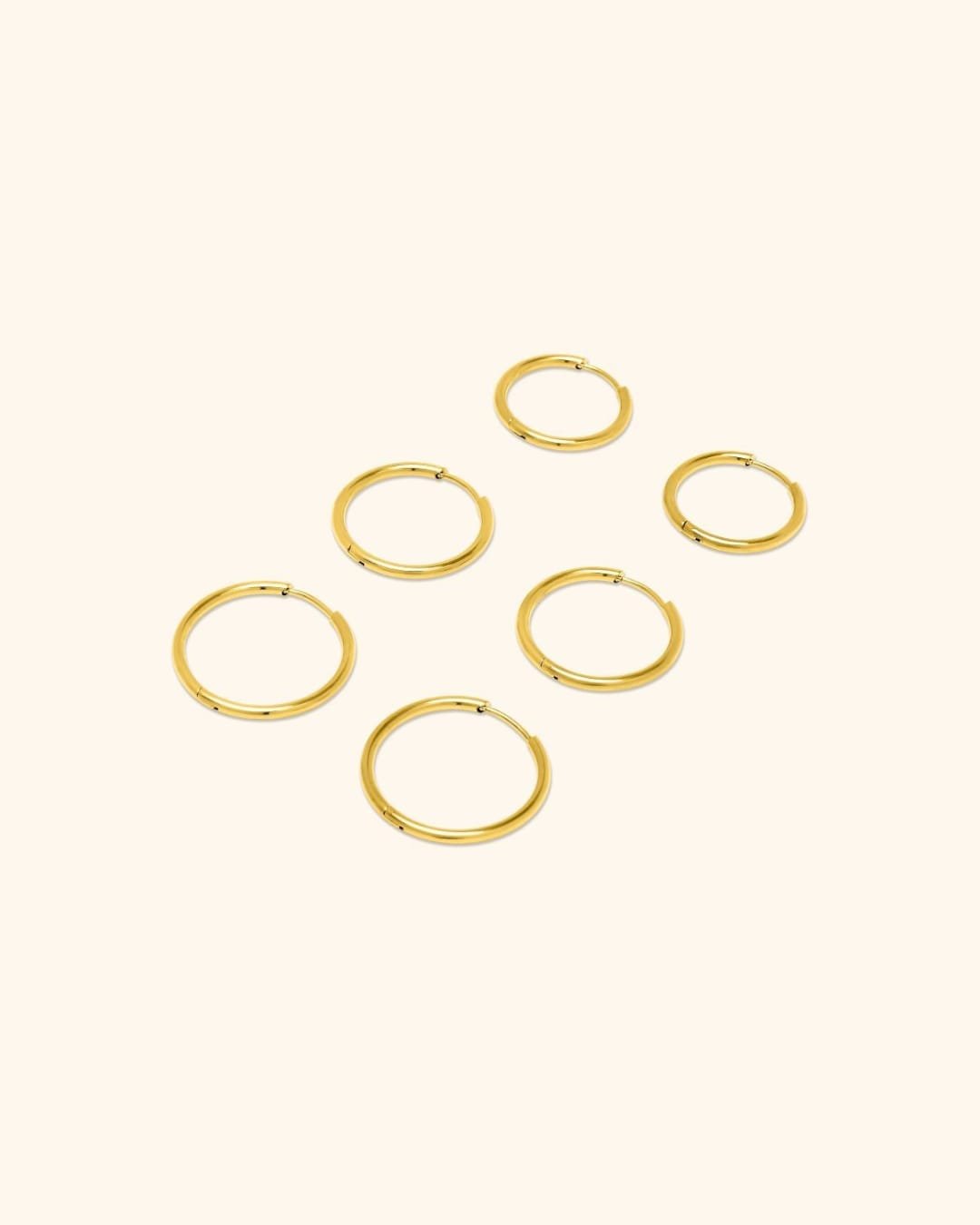 Par De Pendientes De Aro De Acero Inoxidable Plateado Y Con Baño De Oro