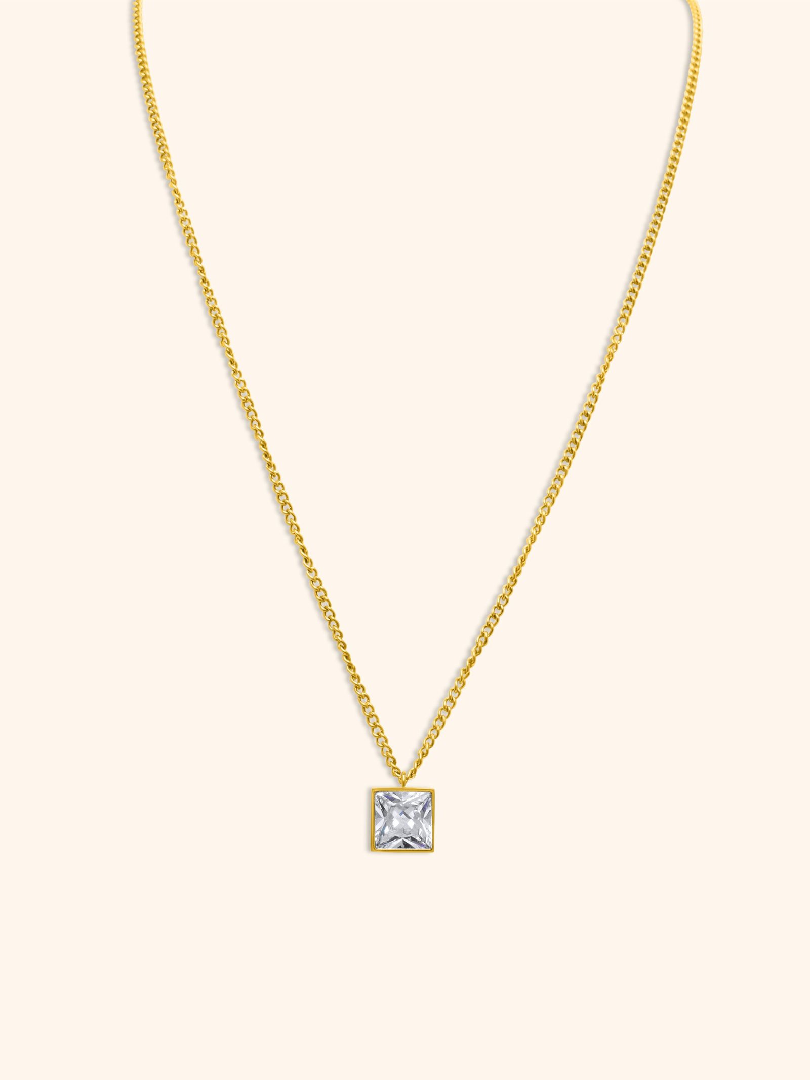 Collar Acero Nova Dorado